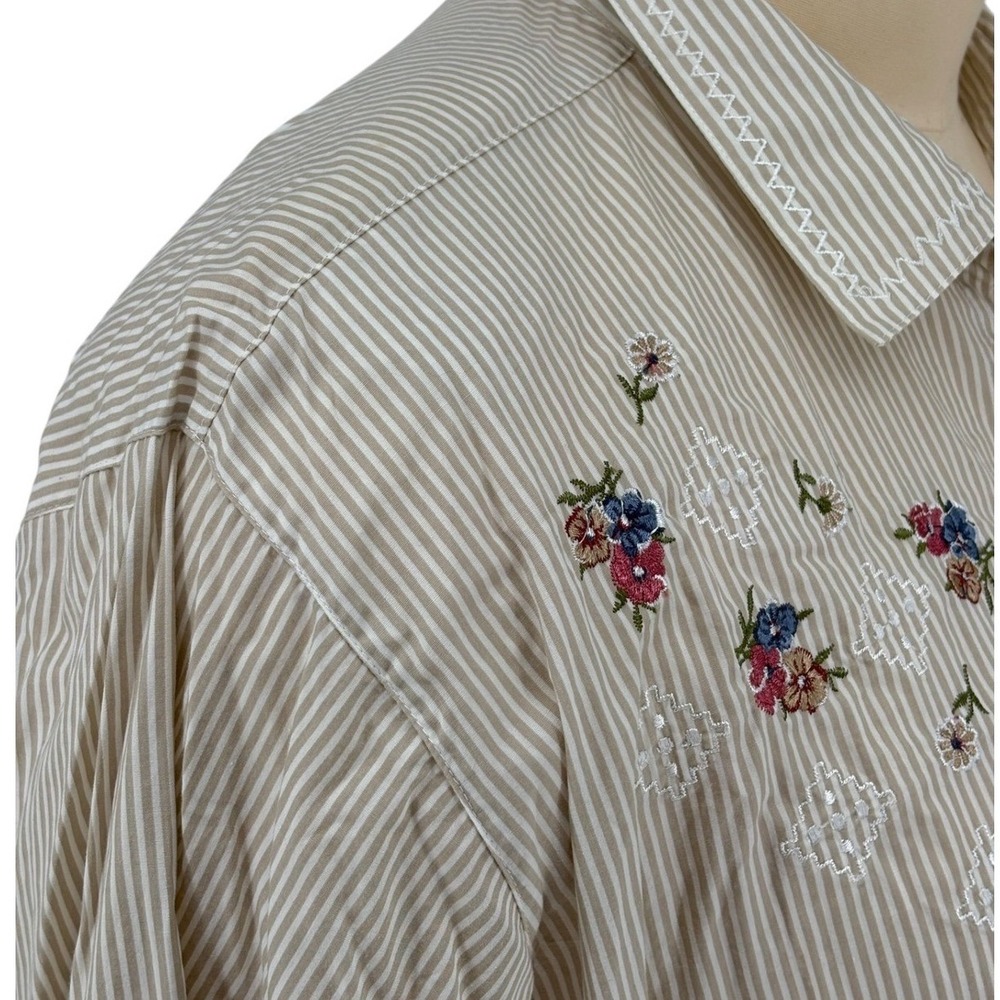 Capacity Woman Button Down Shirt Tan White Stripe Floral 100% Cotton 3X - Picture 4 of 9